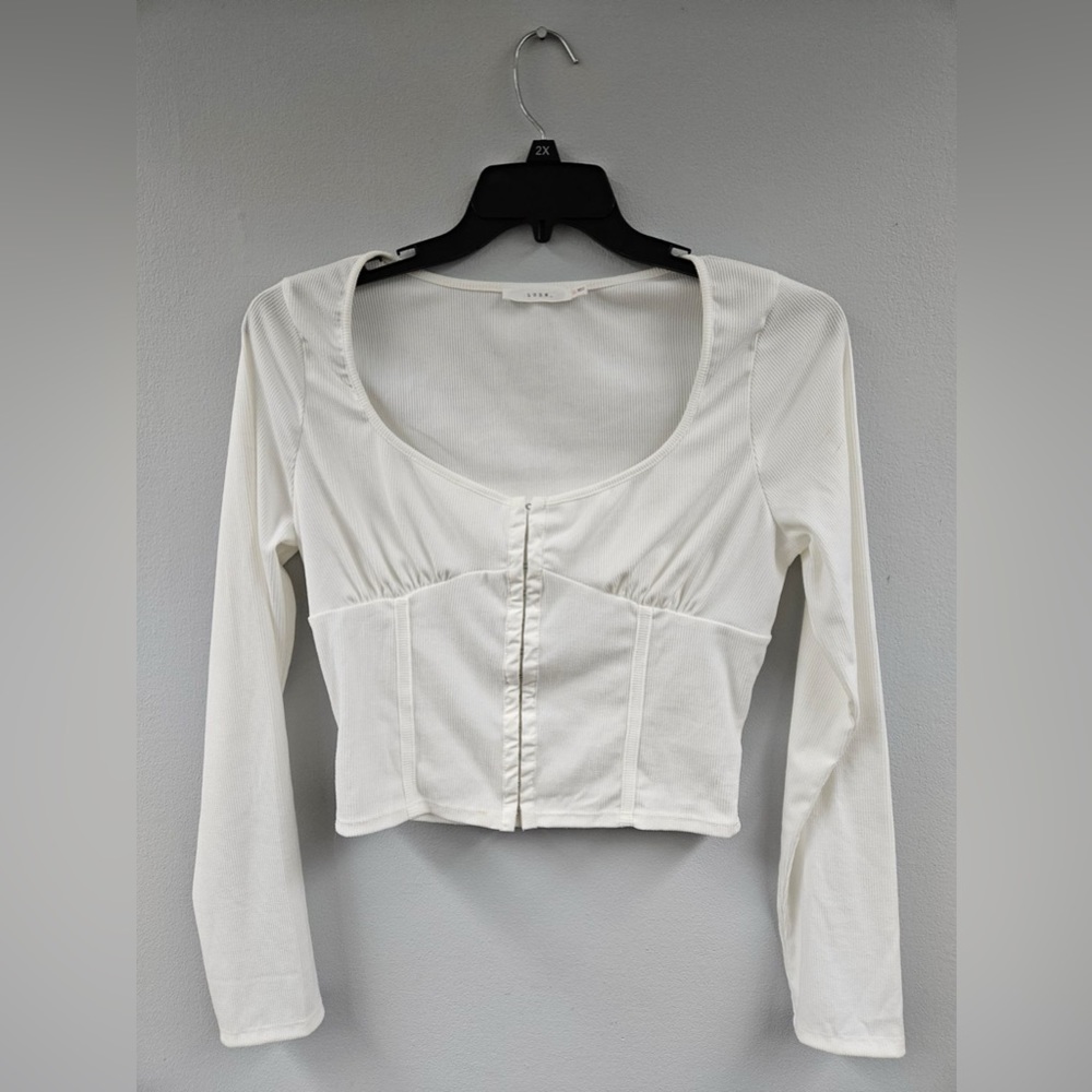 Beautiful crop white shirt